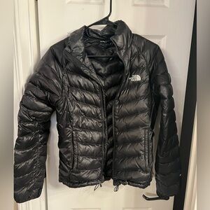 Women’s north face puffer jacket